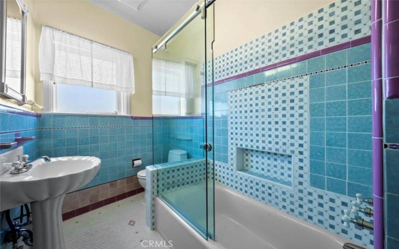 Bathroom - Venetian Tile