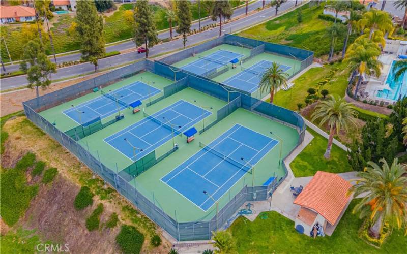 Tennis anyone? This is the nearby Canyon Crest Golf Course & Country Club with swim, tennis, golf and more.