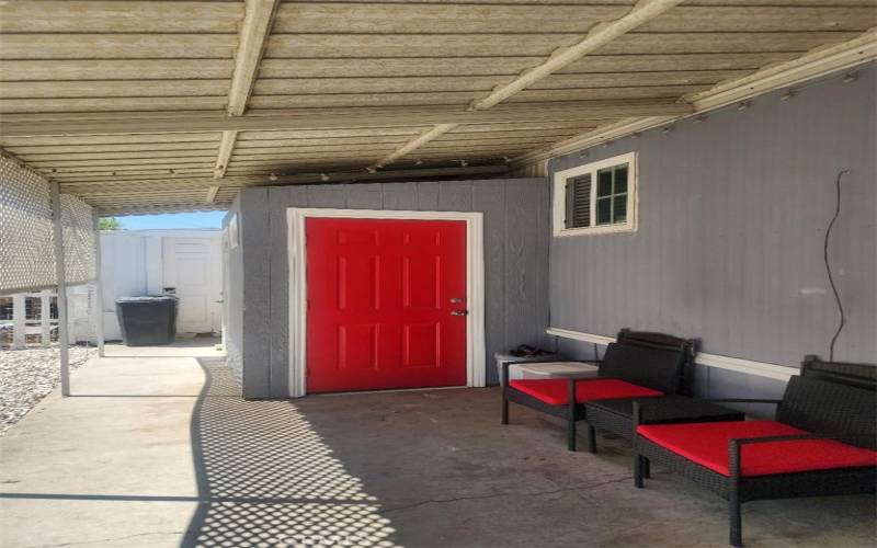 Gorgeous Red Door!