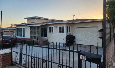 570 S 37Th St, San Diego, California 92113, 3 Bedrooms Bedrooms, ,2 BathroomsBathrooms,Residential,Buy,570 S 37Th St,240006734SD