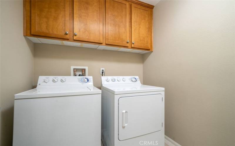 Laundry room on 2nd level
