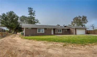 8326 Rabbit Hollow Place, Paso Robles, California 93446, 3 Bedrooms Bedrooms, ,2 BathroomsBathrooms,Residential,Buy,8326 Rabbit Hollow Place,FR24064049