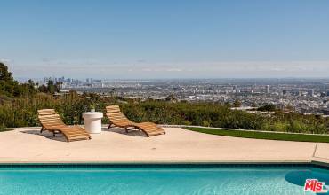 340 Trousdale Place, Beverly Hills, California 90210, 4 Bedrooms Bedrooms, ,5 BathroomsBathrooms,Residential,Buy,340 Trousdale Place,24375711