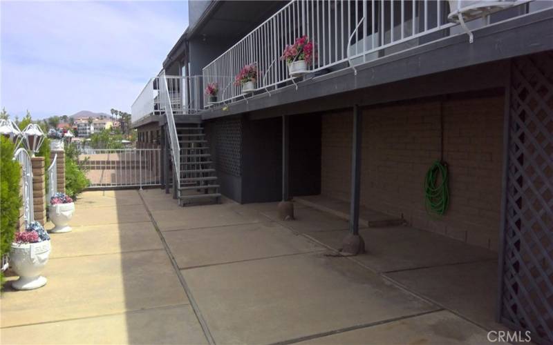 SECOND PRIVATE, GATED, ENCLOSED DECK PERFECT FOR OUTDOOR ENTERTAINING.