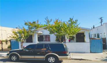 110 W 48th Street, Los Angeles, California 90037, 2 Bedrooms Bedrooms, ,2 BathroomsBathrooms,Residential Income,Buy,110 W 48th Street,RS23084432