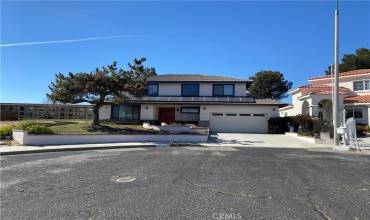 13824 Iron Rock Place, Victorville, California 92395, 4 Bedrooms Bedrooms, ,3 BathroomsBathrooms,Residential,Buy,13824 Iron Rock Place,MB24066516