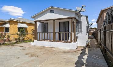 2357 E 108th Street, Los Angeles, California 90059, 3 Bedrooms Bedrooms, ,2 BathroomsBathrooms,Residential,Buy,2357 E 108th Street,RS24063717