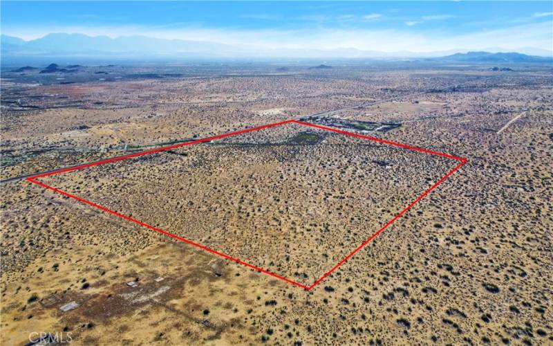 Red property boundary markers are not to be relied on as exact property lines. Buyer to confirm independently.