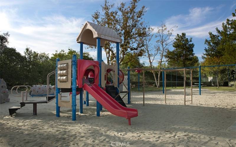 Amenities - Sycamore Park - Playground
