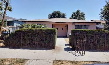 632 E. 107th Street, Los Angeles, California 90002, 4 Bedrooms Bedrooms, ,2 BathroomsBathrooms,Residential Income,Buy,632 E. 107th Street,DW22186163