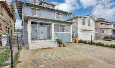 2524 E 15Th St, Oakland, California 94601, 3 Bedrooms Bedrooms, ,2 BathroomsBathrooms,Residential,Buy,2524 E 15Th St,41055020