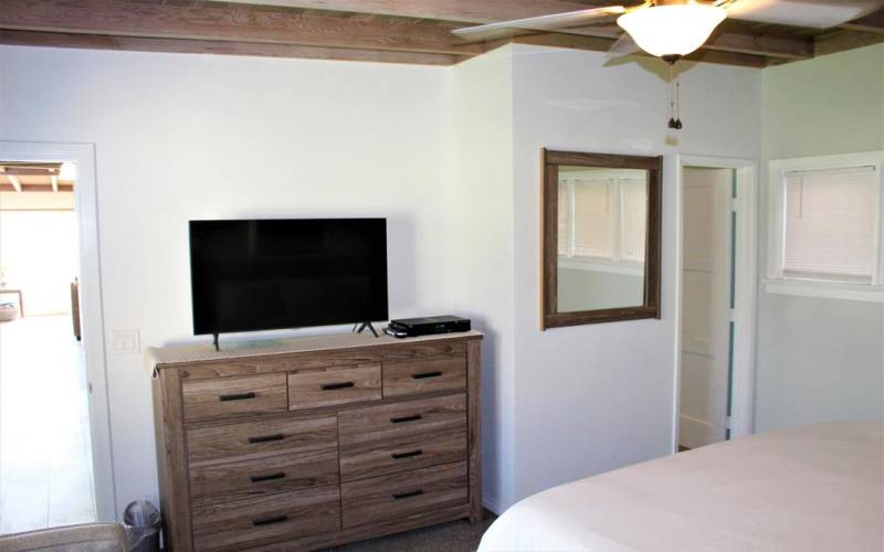 3072 Solimar Beach Drive Master Bedroom