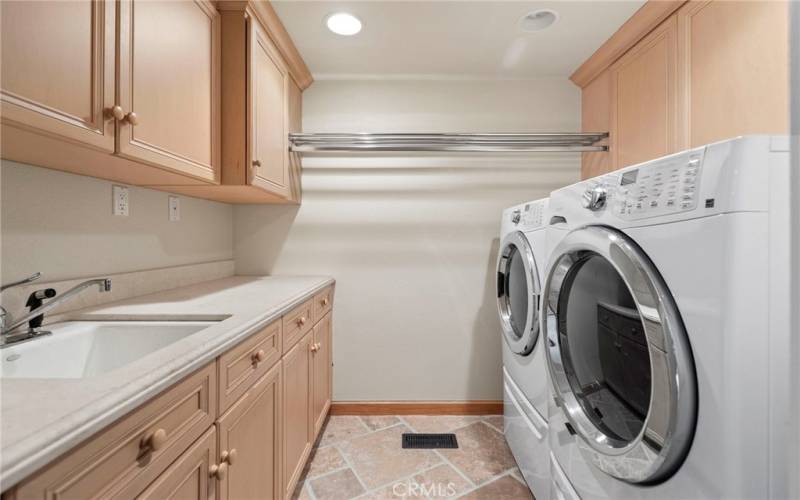 Laundry Room with sink and storage