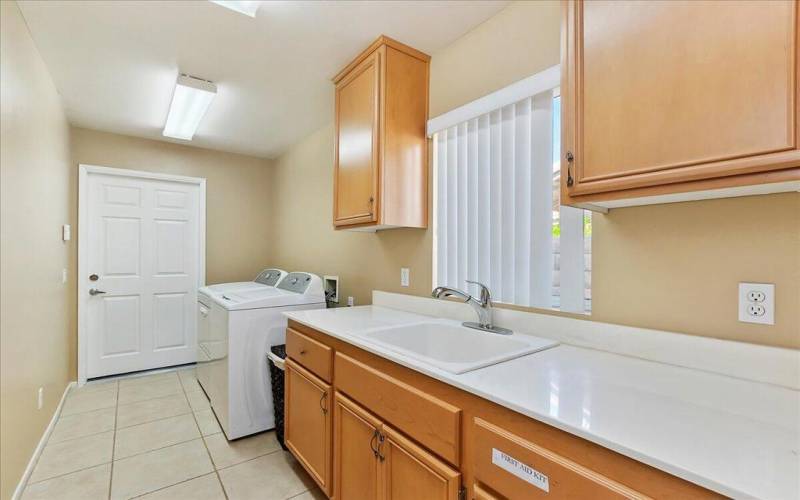 17-Laundry Room with Sink
