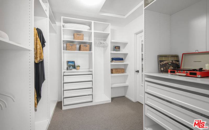 Ginormous closet/dressing room