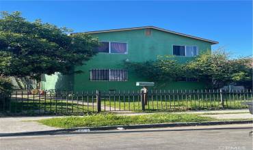 210 W 77th Street, Los Angeles, California 90003, 6 Bedrooms Bedrooms, ,4 BathroomsBathrooms,Residential Income,Buy,210 W 77th Street,TR24073297