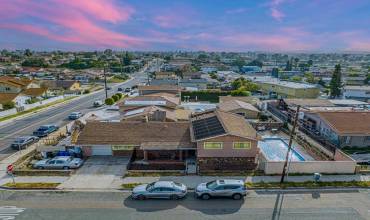 2537 E 16Th St, National City, California 91950, 5 Bedrooms Bedrooms, ,3 BathroomsBathrooms,Residential,Buy,2537 E 16Th St,240007987SD