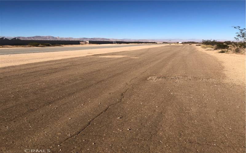 Frontage Road Looking Towards Right