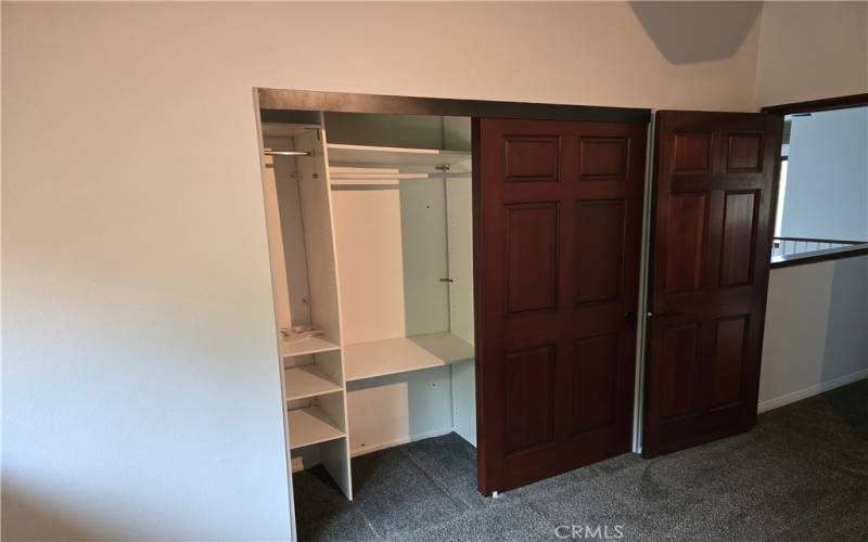 closet built-in in 3rd bedroom