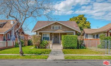 3787 S La Salle Avenue, Los Angeles, California 90018, 4 Bedrooms Bedrooms, ,2 BathroomsBathrooms,Residential,Buy,3787 S La Salle Avenue,24380014