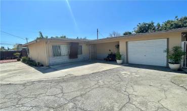 3713 1/2 Vineland Avenue, Baldwin Park, California 91706, 3 Bedrooms Bedrooms, ,2 BathroomsBathrooms,Residential,Buy,3713 1/2 Vineland Avenue,WS24074507