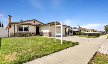 1890 Clearview Drive, Hollister, California 95023, 3 Bedrooms Bedrooms, ,2 BathroomsBathrooms,Residential,Buy,1890 Clearview Drive,ML81961624