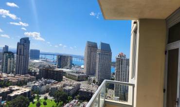 700 W E Street 2805, San Diego, California 92101, 2 Bedrooms Bedrooms, ,2 BathroomsBathrooms,Residential Lease,Rent,700 W E Street 2805,NDP2403196