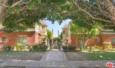 1300 N Alta Vista Boulevard, Los Angeles, California 90046, 1 Bedroom Bedrooms, ,1 BathroomBathrooms,Residential Lease,Rent,1300 N Alta Vista Boulevard,24378943