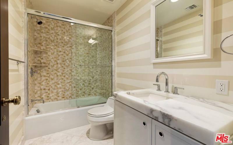 814 N. Bedford - Guest Bathroom