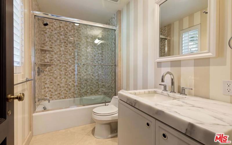 814 N. Bedford - Guest Bathroom