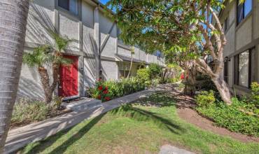 627 13Th St 16, San Diego, California 92154, 2 Bedrooms Bedrooms, ,2 BathroomsBathrooms,Residential,Buy,627 13Th St 16,240008314SD
