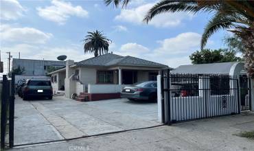 1362 W 37th Drive, Los Angeles, California 90007, 3 Bedrooms Bedrooms, ,2 BathroomsBathrooms,Residential Income,Buy,1362 W 37th Drive,MB23174881