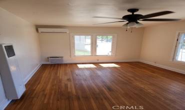 1232 Hyperion Avenue, Los Angeles, California 90029, 1 Bedroom Bedrooms, ,1 BathroomBathrooms,Residential Lease,Rent,1232 Hyperion Avenue,SR24077648