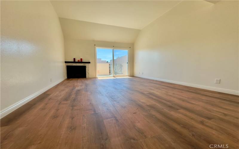 Living room with access to Balcony