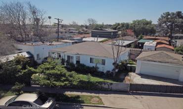 752 E Lanzit Avenue, Los Angeles, California 90059, 4 Bedrooms Bedrooms, ,2 BathroomsBathrooms,Residential Income,Buy,752 E Lanzit Avenue,PW24078355