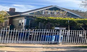 662 E 53rd Street, Los Angeles, California 90011, 5 Bedrooms Bedrooms, ,2 BathroomsBathrooms,Residential Income,Buy,662 E 53rd Street,DW24079360