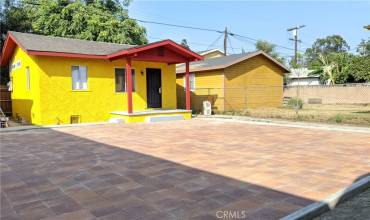 1293 1/2 W 37th Drive, Los Angeles, California 90007, 2 Bedrooms Bedrooms, ,2 BathroomsBathrooms,Residential Lease,Rent,1293 1/2 W 37th Drive,PW24079392