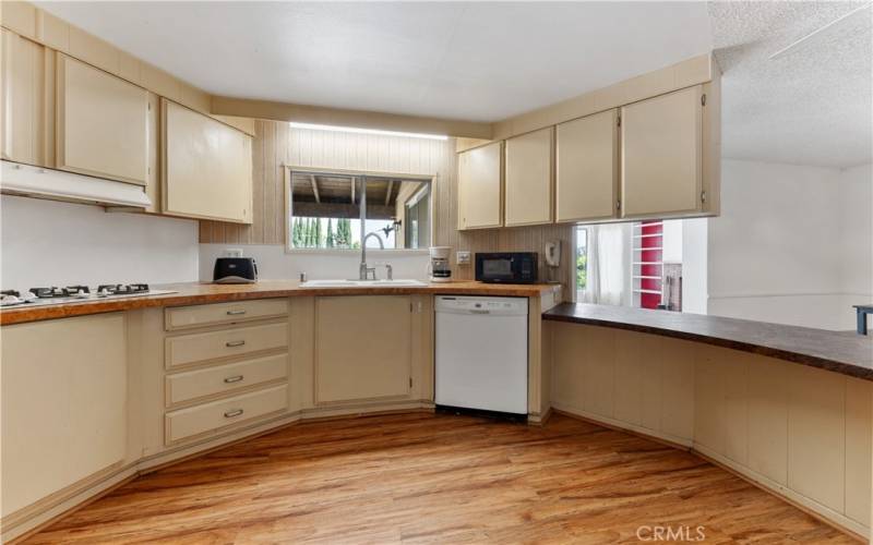 Here is your spacious kitchen...