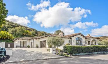 6273 Clubhouse Drive, Rancho Santa Fe, California 92067, 5 Bedrooms Bedrooms, ,5 BathroomsBathrooms,Residential Lease,Rent,6273 Clubhouse Drive,NDP2403364