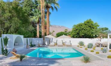 5207 E Cherry Hills Drive, Palm Springs, California 92264, 3 Bedrooms Bedrooms, ,2 BathroomsBathrooms,Residential Lease,Rent,5207 E Cherry Hills Drive,SR24080179