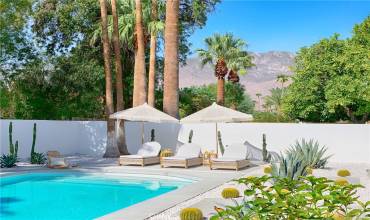 5207 E Cherry Hills Drive, Palm Springs, California 92264, 3 Bedrooms Bedrooms, ,2 BathroomsBathrooms,Residential Lease,Rent,5207 E Cherry Hills Drive,SR24080179