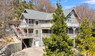 Welcome to 28194 Grenoble in Lake Arrowhead!