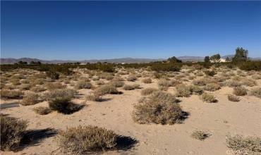 705 Foothill Road, Lucerne Valley, California 92356, ,Land,Buy,705 Foothill Road,HD24082027