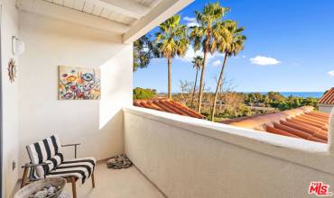 6463 Zuma View Place 167, Malibu, California 90265, 3 Bedrooms Bedrooms, ,2 BathroomsBathrooms,Residential Lease,Rent,6463 Zuma View Place 167,23326061