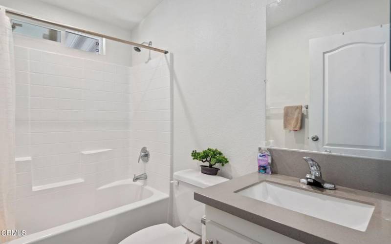 12-web-or-mls-12 - Bathroom 2