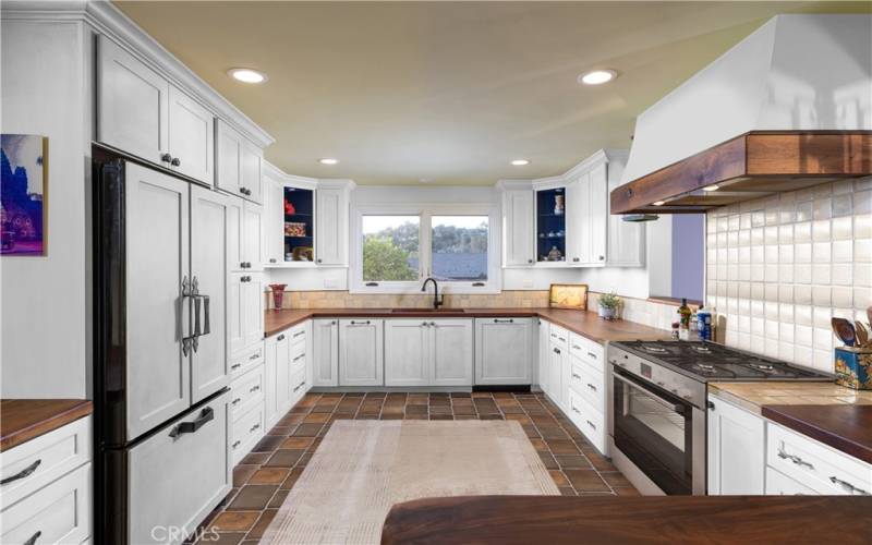 Virtual painted kitchen with stainless stove