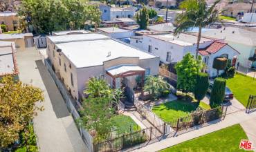 642 W 109th Place, Los Angeles, California 90044, 4 Bedrooms Bedrooms, ,Residential Income,Buy,642 W 109th Place,24377115
