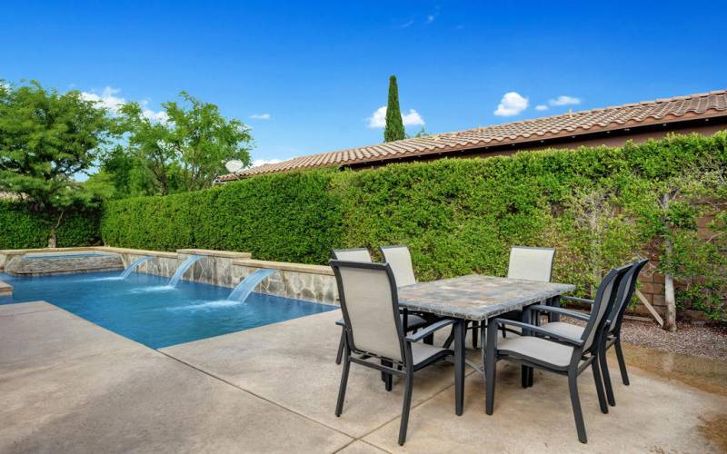 POOL SIDE DINING TO POOL AND SPA MLS