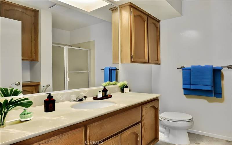 Virtually staged guest bathroom