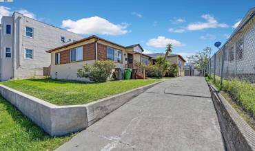 2672 73Rd Ave, Oakland, California 94605, 5 Bedrooms Bedrooms, ,2 BathroomsBathrooms,Residential Income,Buy,2672 73Rd Ave,41057740